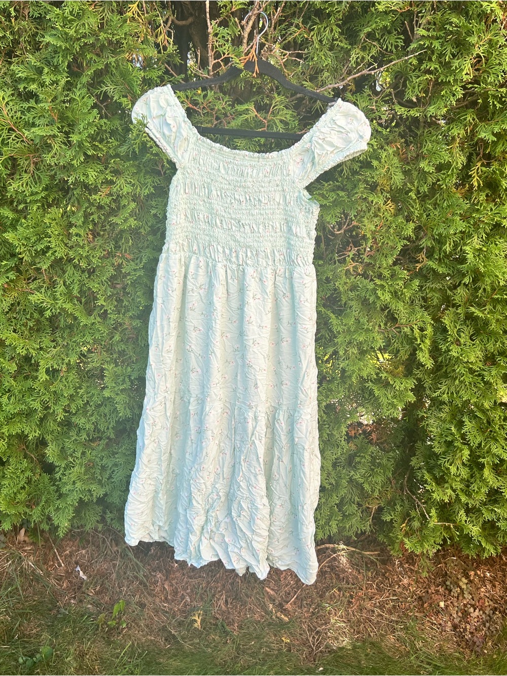 Light Blue Floral Smocked Casual Midi Dress with Puff Sleeves